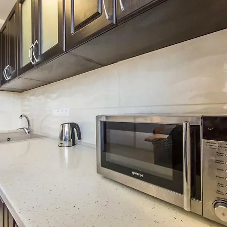 Super View, Luxury Apartment Near Chernihiv Metro. 基輔 外观 照片