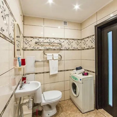 Super View, Luxury Apartment Near Chernihiv Metro. 基輔 外观 照片