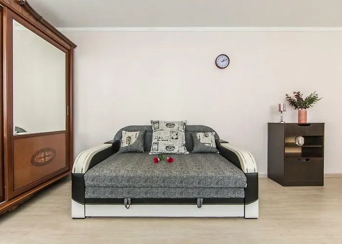 Super View, Luxury Apartment Near Chernihiv Metro.