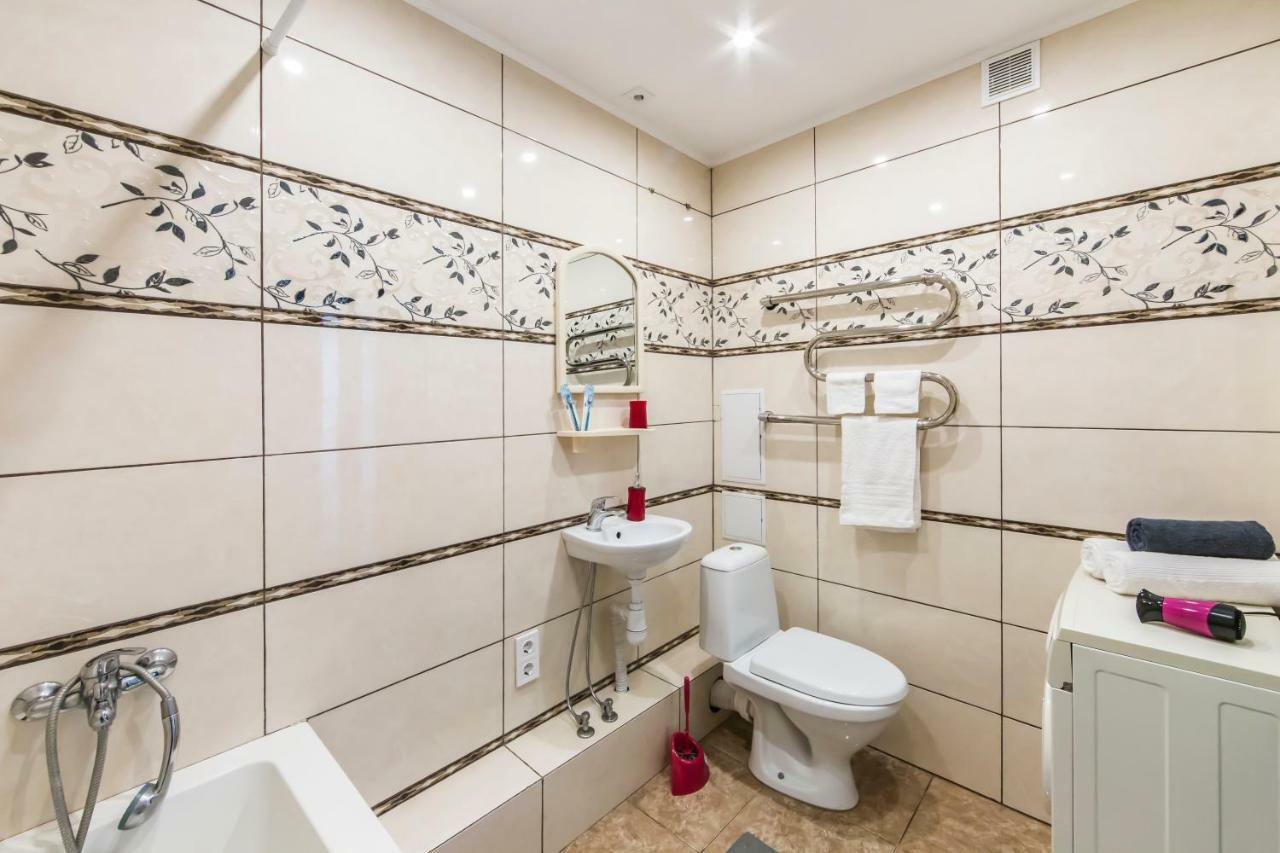 Super View, Luxury Near Chernihiv Metro. Apartment