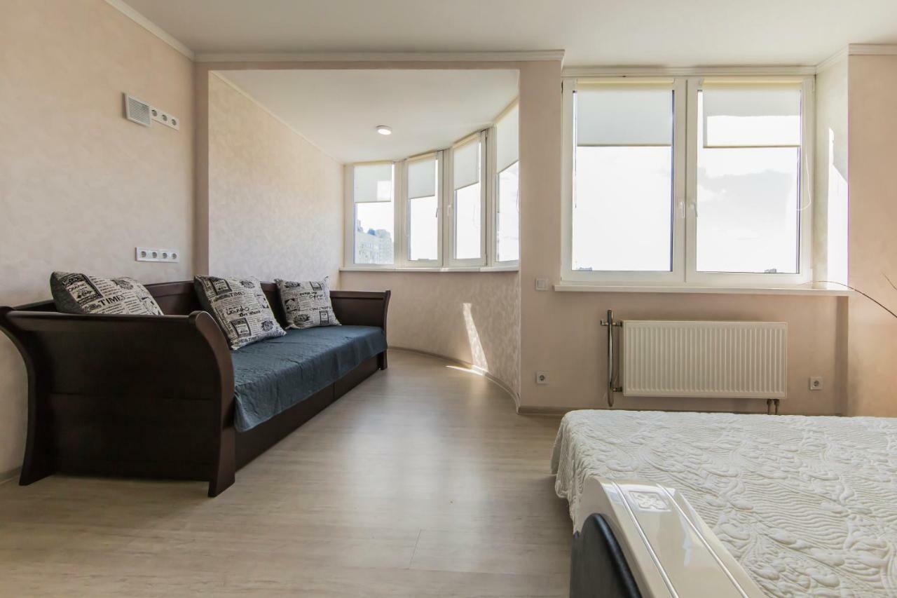 Super View, Luxury Near Chernihiv Metro. Apartment