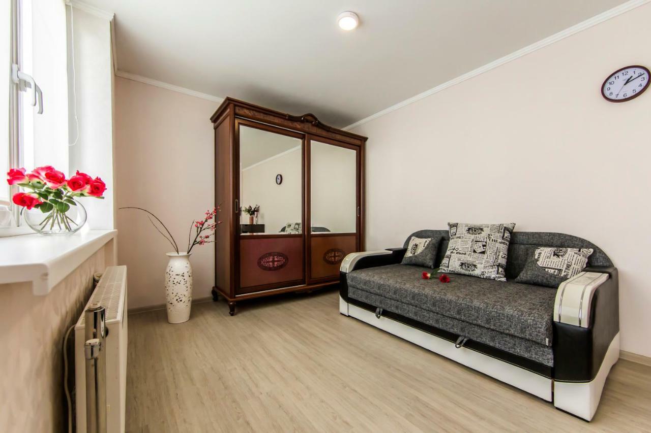 Super View, Luxury Near Chernihiv Metro.
