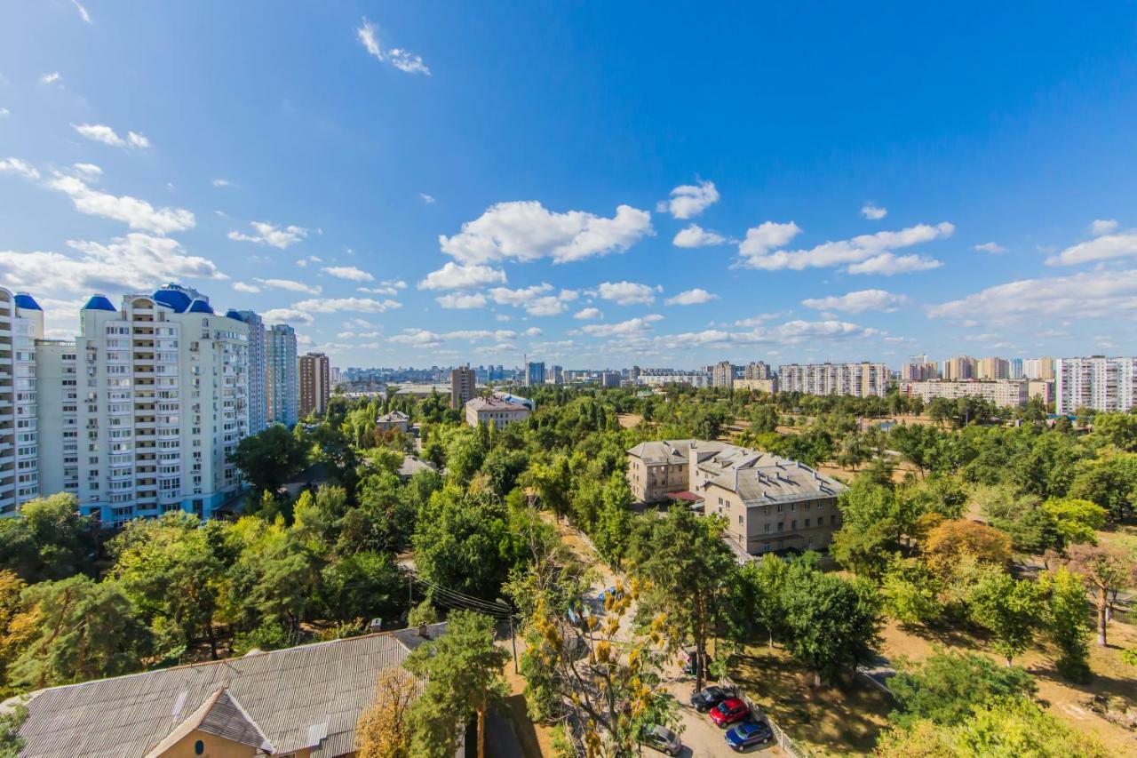 Super View, Luxury Near Chernihiv Metro. Apartment *